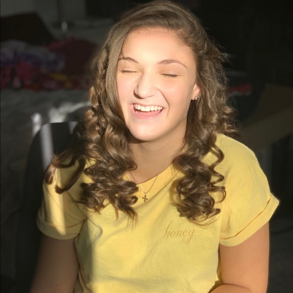 Meet your Posher, Mmara - Picture 1 of 1